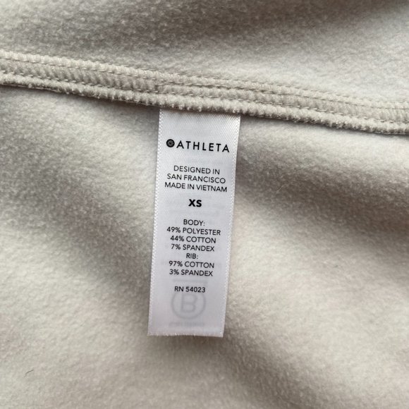 Athleta Triumph Grey Gypsum Camo Hoodie Sweatshirt Activewear Athleisure Sz XS - Picture 15 of 16